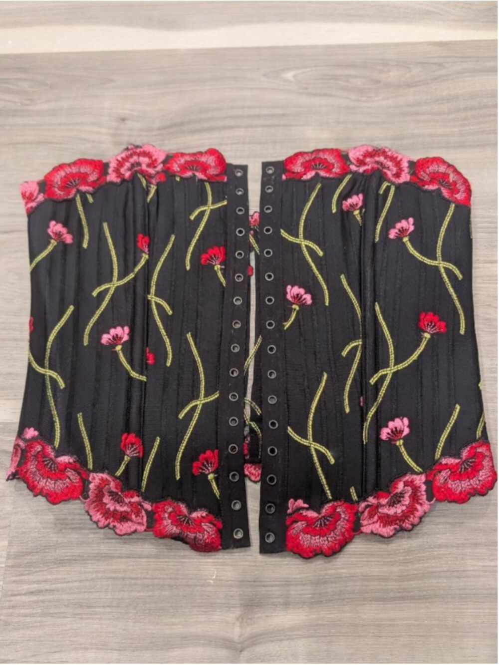 Simone Pérèle | Floral Embroidered Sheer Corset Belt In Black Red